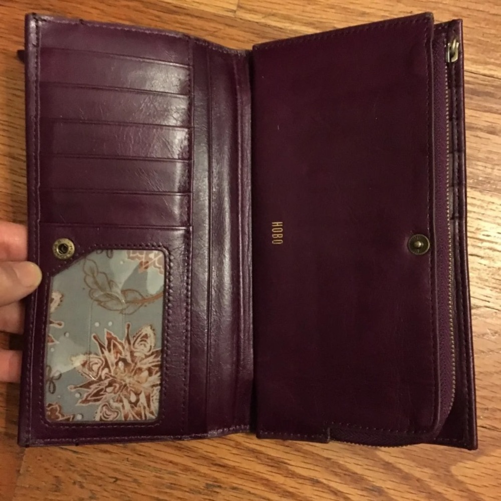 HOBO purple wallet